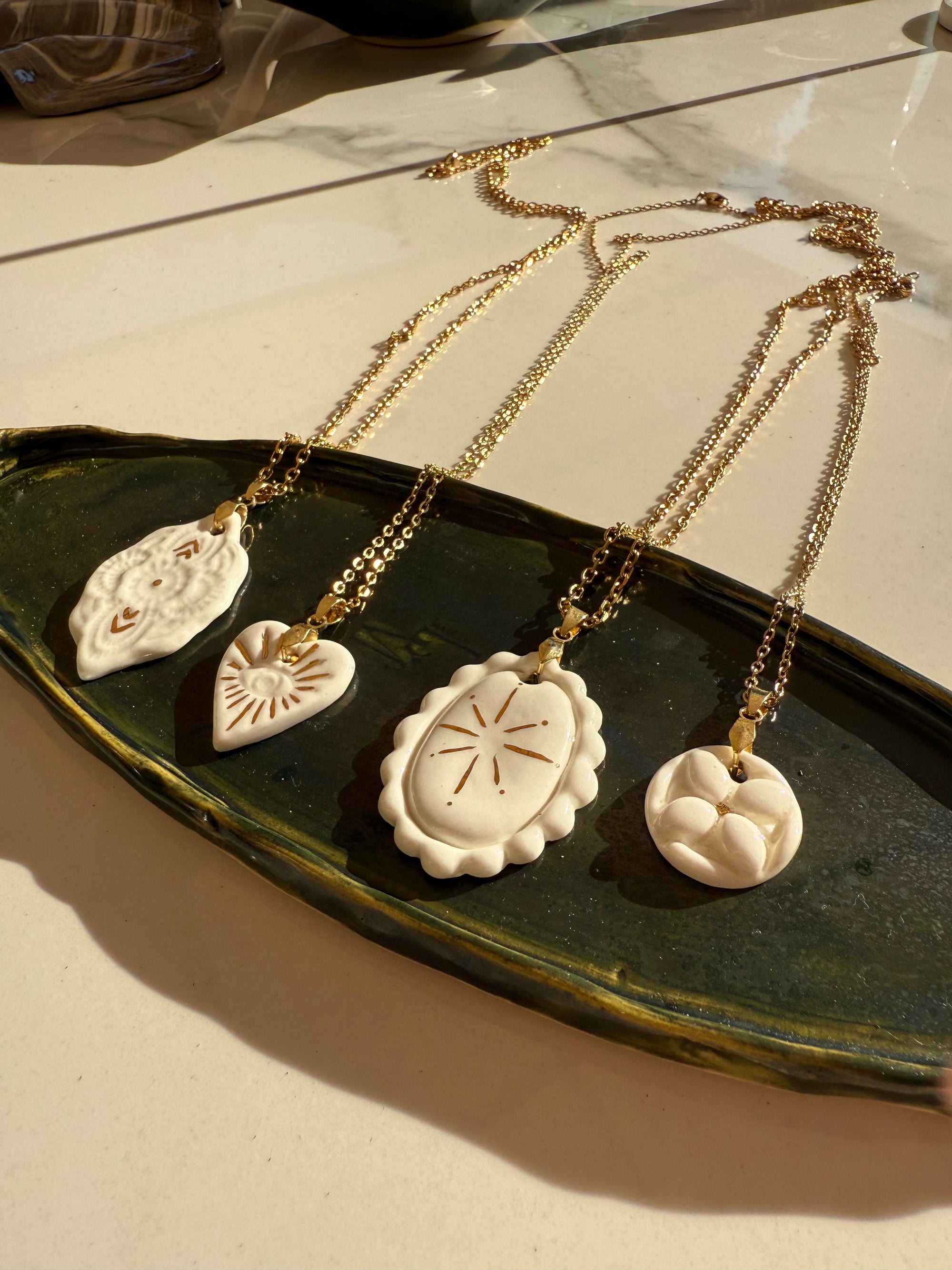 Collier Delia or fin